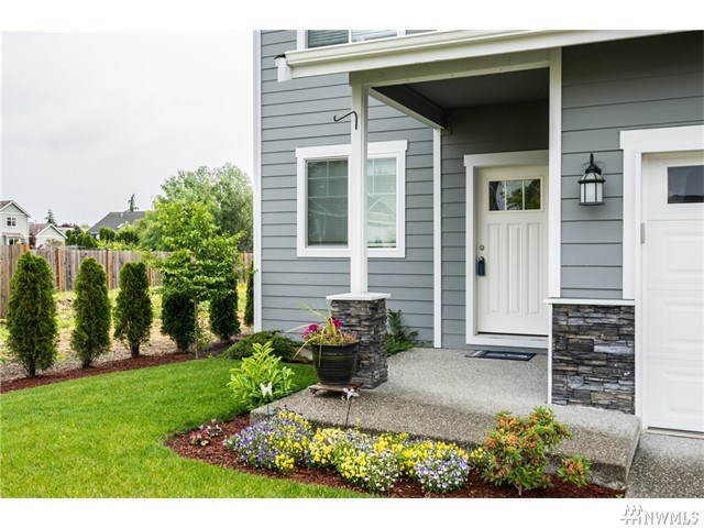 For Sale: 1737 Hillcrest Lp Mount Vernon, WA 98274