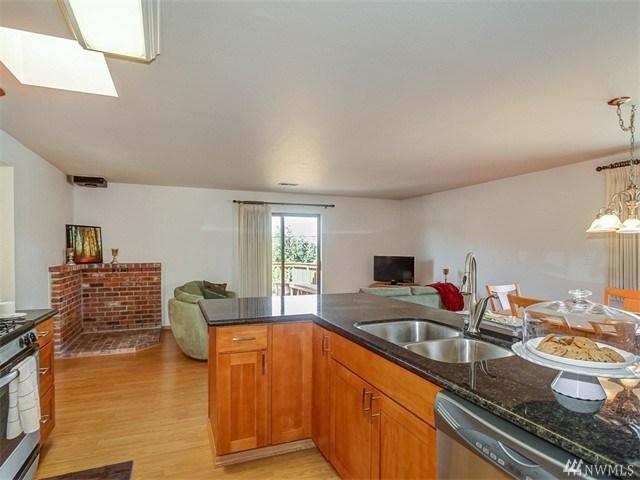 For Sale: 8914 48th Pl W Mukilteo, WA 98275