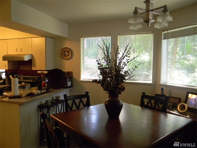 For Sale: 5300 Harbour Pointe Blvd #306H Mukilteo, WA 98275