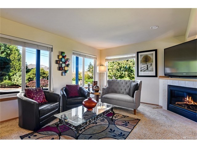 1504 W Horizon Dr