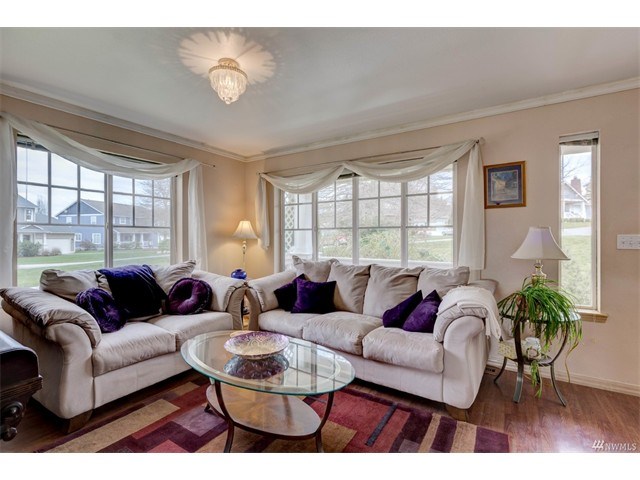 2093 SW Fireside Ln