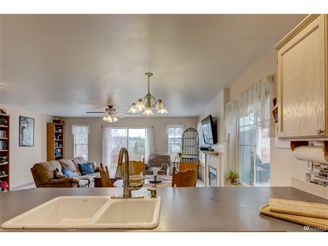 2093 SW Fireside Ln