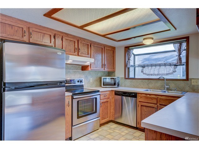 1549 SW Ponsteen Dr