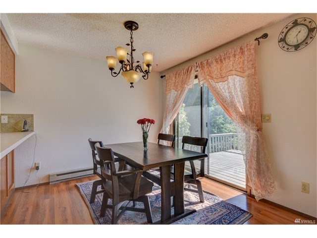 1549 SW Ponsteen Dr