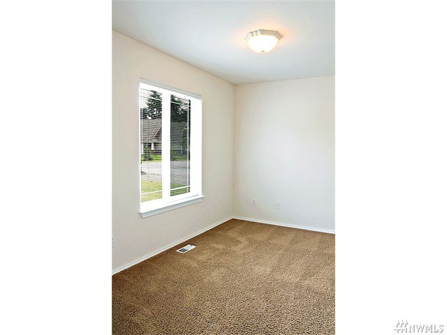 For Sale: 2241 Mariners Beach Dr Oak Harbor, WA 98277