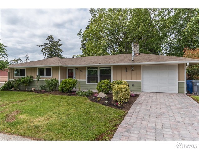 For Sale: 1668 NE 4th Ave Oak Harbor, WA 98277