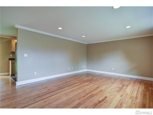 For Sale: 1668 NE 4th Ave Oak Harbor, WA 98277