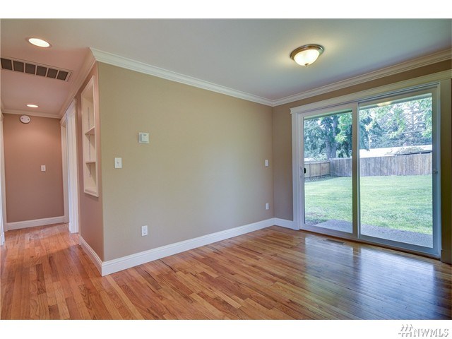 For Sale: 1668 NE 4th Ave Oak Harbor, WA 98277