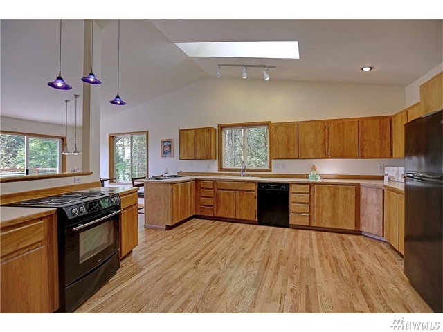 For Sale: 812 Vista Dr Camano Island, WA 98282