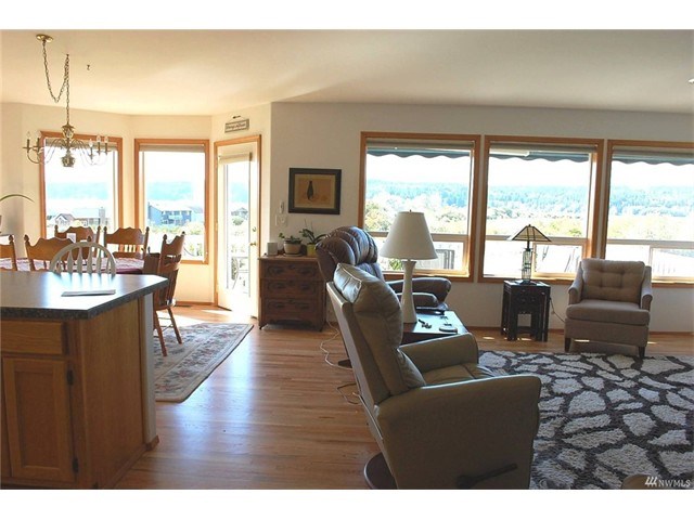 763 Fox Trot Way