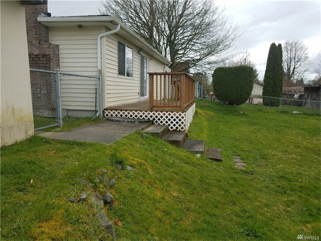 863 Cook Rd