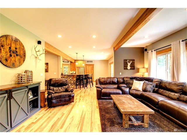 7588 Merganser Ln