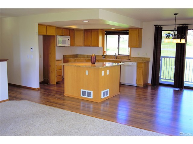 1005 Ryan Ct