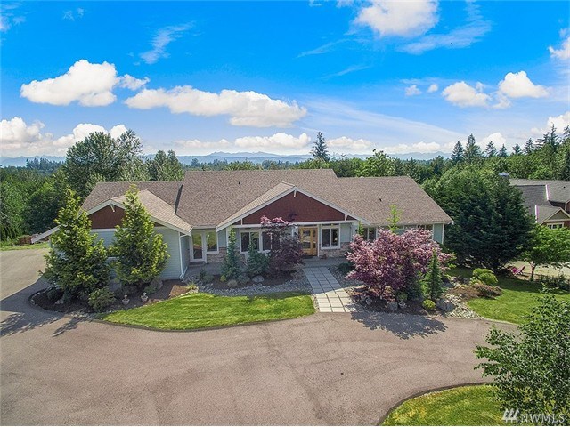 For Sale: 21633 E Lost Lake Rd Snohomish, WA 98296