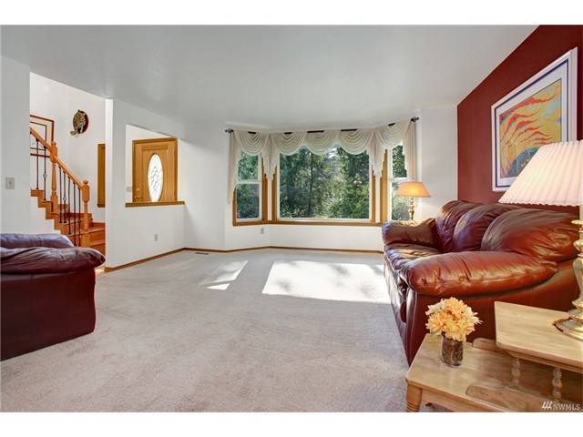 21609 Echo Lake Rd