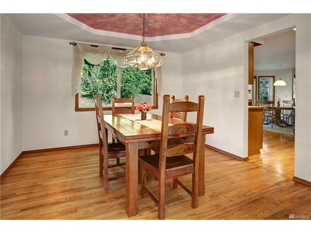 21609 Echo Lake Rd