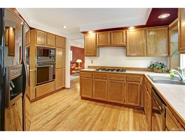 21609 Echo Lake Rd