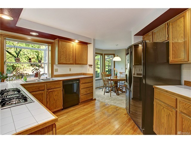 21609 Echo Lake Rd