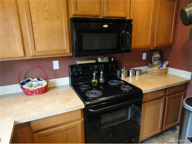 For Sale: 3546 NE Ocasta Bremerton, WA 98311