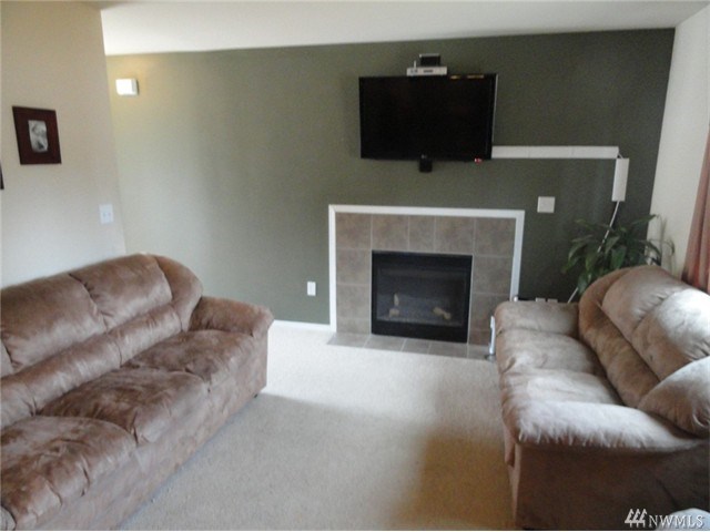 For Sale: 3546 NE Ocasta Bremerton, WA 98311