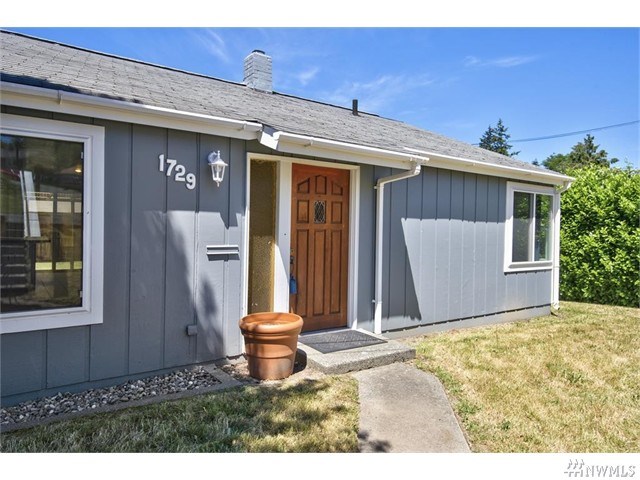 For Sale: 1729 Olympic Ave Bremerton, WA 98312