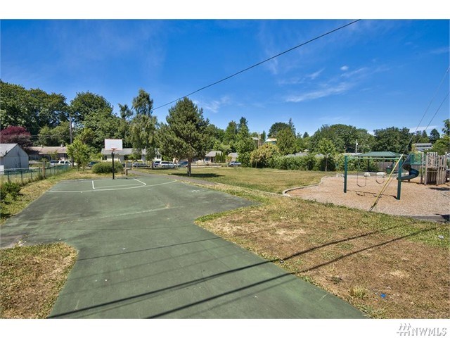 For Sale: 1729 Olympic Ave Bremerton, WA 98312