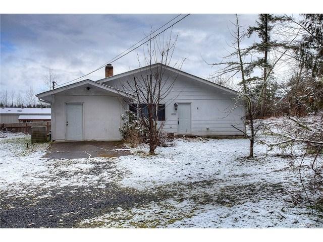 238 Easton Ave W