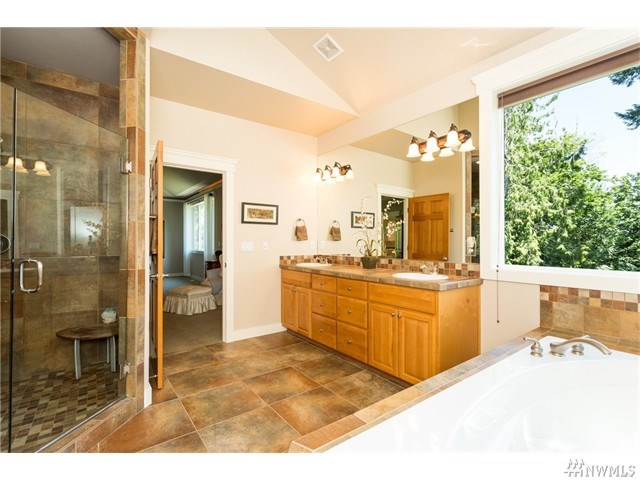 For Sale: 7215 47th St NW Gig Harbor, WA 98335