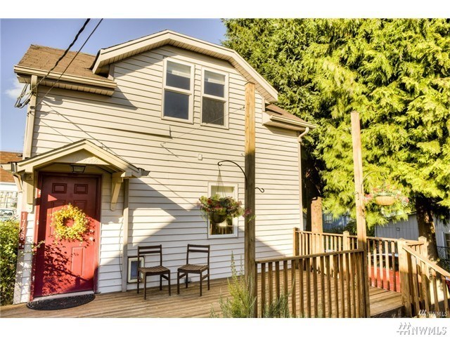10245 17th Ave SW