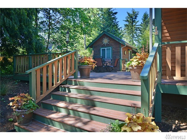 For Sale: 8800 NE Fir St Indianola, WA 98342