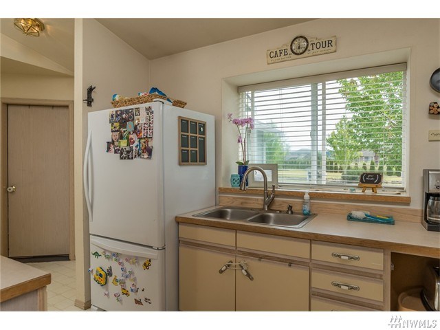 For Sale: 506 Whitehawk Ct NW Orting, WA 98360
