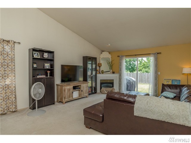 For Sale: 506 Whitehawk Ct NW Orting, WA 98360