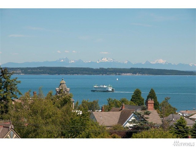 For Sale: 940 Lawrence St #404 Port Townsend, WA 98368