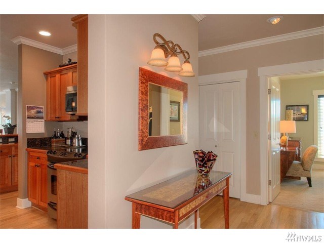 For Sale: 940 Lawrence St #404 Port Townsend, WA 98368