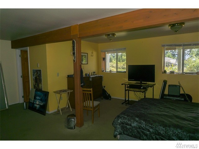 23 Vancouver Dr Port Townsend, WA 98368