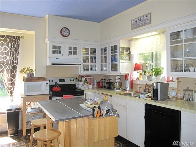 For Sale: 1002 Cass St Port Townsend, WA 98368