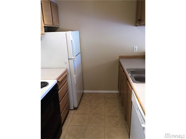 For Sale: 123 NE Myreboe St #APT F Poulsbo, WA 98370