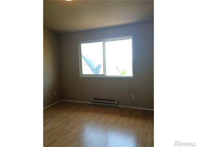 For Sale: 123 NE Myreboe St #APT F Poulsbo, WA 98370