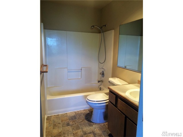For Sale: 123 NE Myreboe St #APT F Poulsbo, WA 98370
