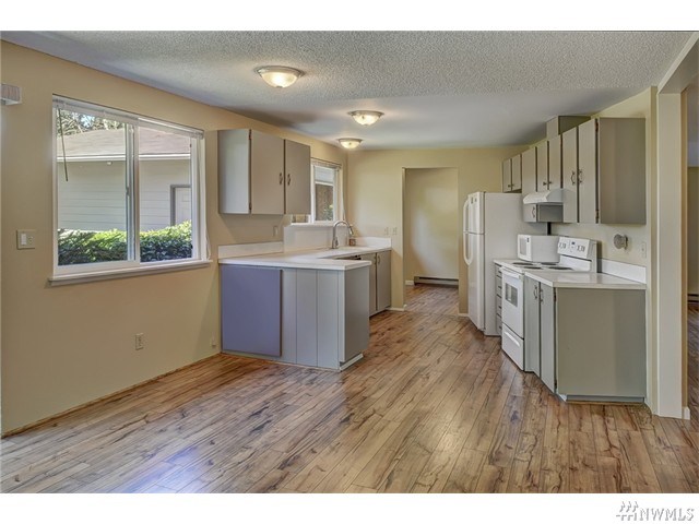 For Sale: 17857 Enden Pl NE Poulsbo, WA 98370