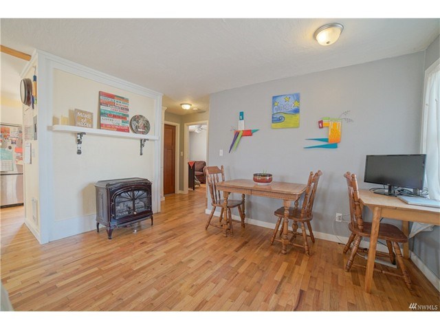 130 12th St SE
