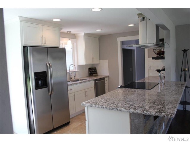 For Sale: 2006 8th Ave SE Puyallup, WA 98372