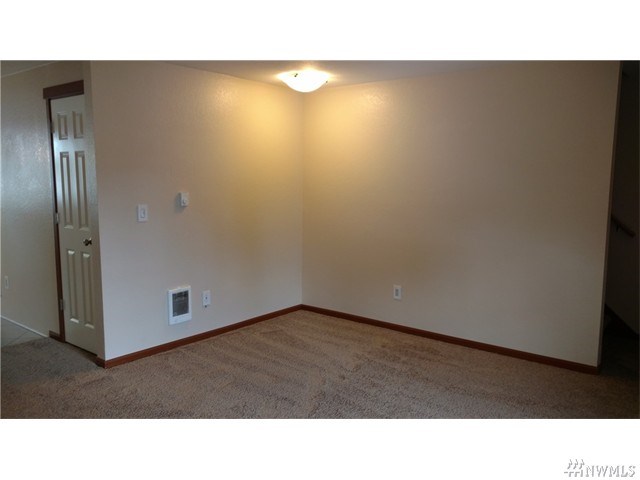 For Sale: 5706 99th St Ct E Puyallup, WA 98373