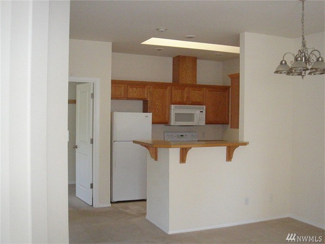 For Sale: 4008 7th St SW #B Puyallup, WA 98373