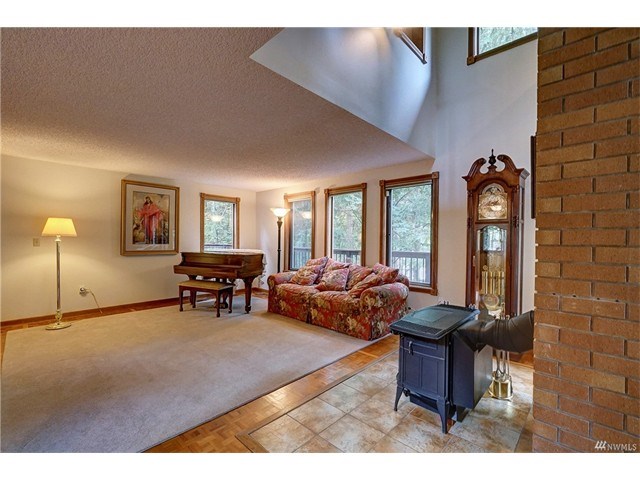 1808 20th Ave Ct E Av Ct E