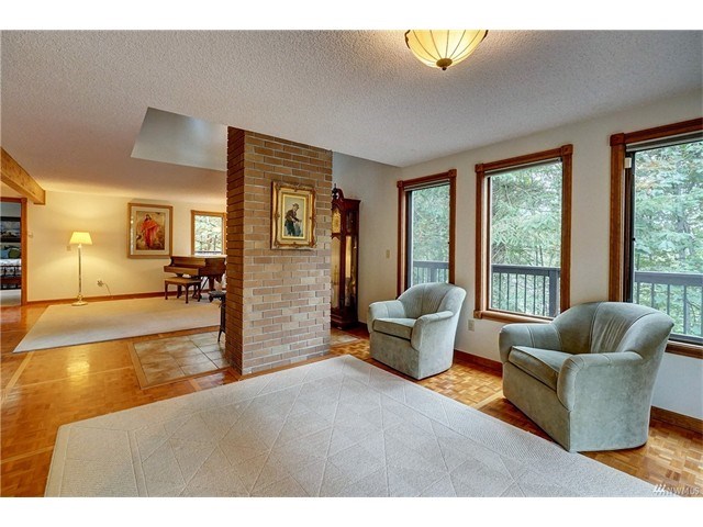1808 20th Ave Ct E Av Ct E