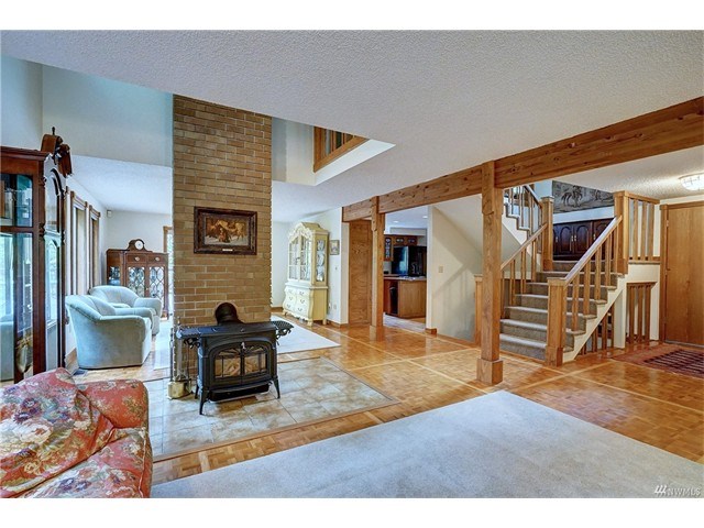 1808 20th Ave Ct E Av Ct E