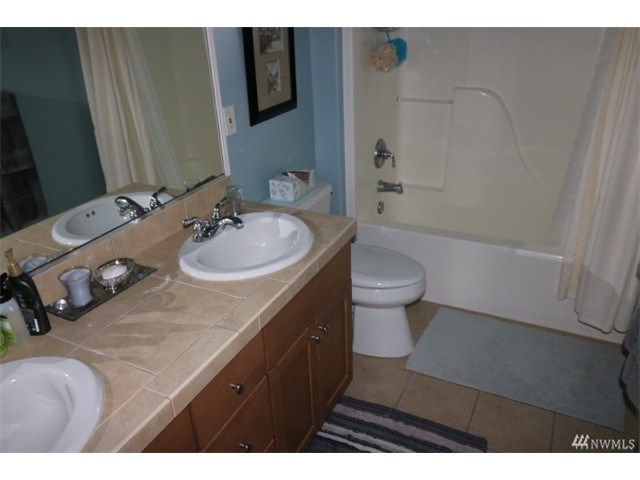 728 Williams St NW #2