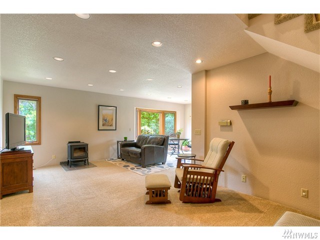 For Sale: 2731 34th St SE Puyallup, WA 98374
