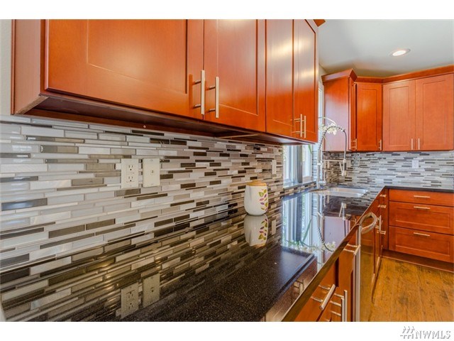 For Sale: 12103 128th St Ct E Puyallup, WA 98374